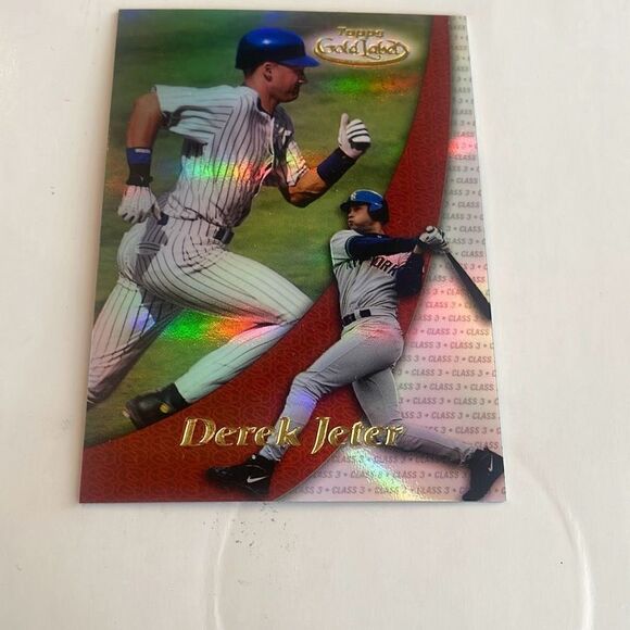 2000 topps gold label class 3 Derek Jeter refractor #22 mint condition - Picture 3 of 6